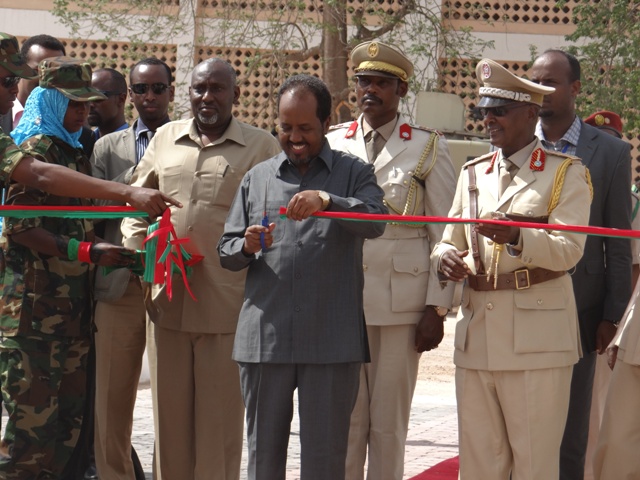 XuskiimaalintaCiidamada-Muqdisho120414-3