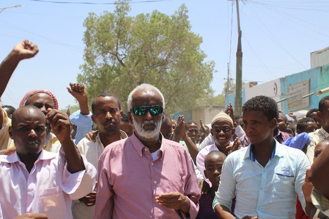 Wafdi ka socda urur goboleedka IGAD oo B/weyne gaarey kulana la qaatey odayaasha dhaqanka Hiiraan