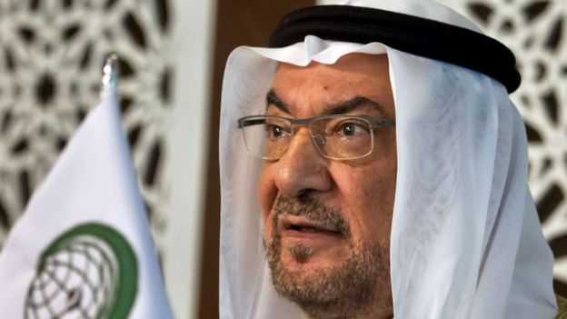 Iyad Abadi xoghayihii Ururka iskaashiga Islaamka oo is casiley.