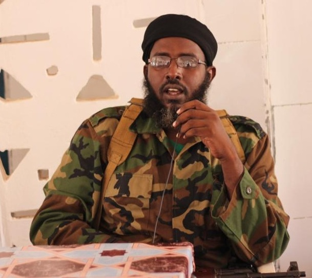 Xarakada Al-shabaab oo sheegey in M/weyne Farmaajo uu uga daranyahey kuwii hore lana dagaalayaan.