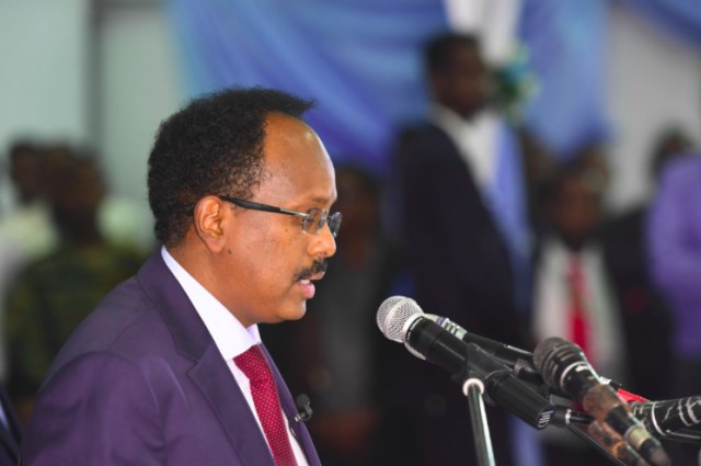 Madaxweyne Farmaajo oo Kalfadhiga Barlamaanka furey khudbadna ka jeediyey.