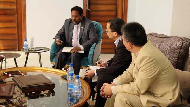 shiinaha iyo duqa muqdisho