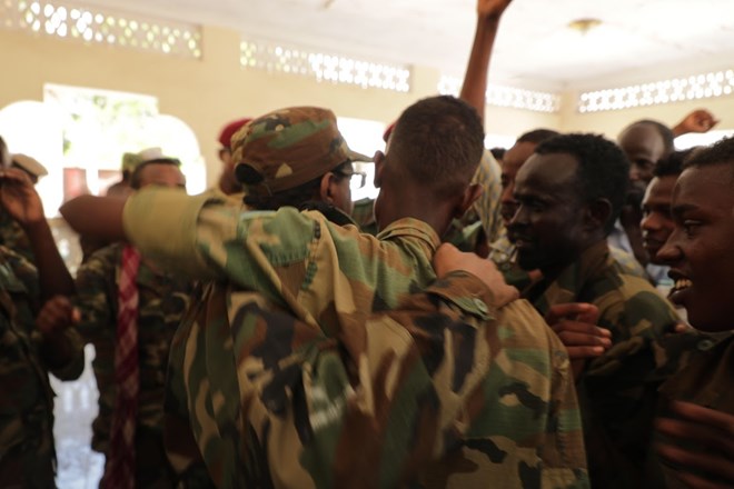 Maleyshiyaadkii Ku Dagaalamey Marka oo M/weyne Farmaajo u Balanqaadey Waxbarasho Madani ah iyo Mid Ciidanba.