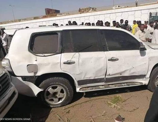 Ra’iisul Wasaaraha Sudan Oo Ka Badbaaday Qarax Ismiidaamin Ah.