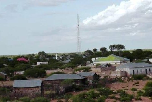 Degmada Maxaas ee Gobolka Hiiraan oo Al-shabaab Qaraxyo ismiidaamin ah ku Weerareen.