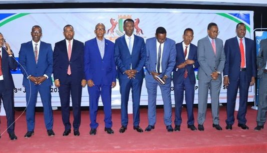 Wax Loogu Yeeray Diiwaangelin Hubeysan oo ay ku baaqeen in La Joojiyo Xubnaha Mucaaradka Puntland.