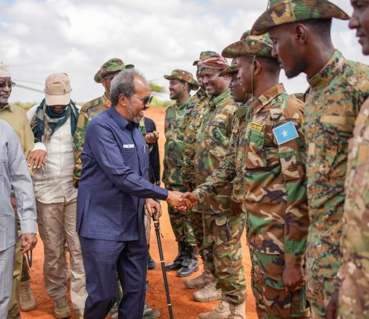 M/weynaha Soomaaliya Xasan Sheekh oo Aadan Yabaal u tagay La dagaalanka Al-shabaab.