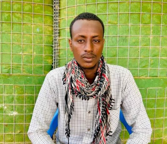 Dawladda Federalka S, oo soo bandhigtay Xubin katirsan Al-Shabaab isku soo dhiibay Dowladda.