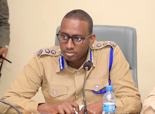 Taliyaha Booliska Gobolka Banaadir Macalin Mahdi oo Sheegay in Xakameynta Hubka Weli loo Hoggaansamin.