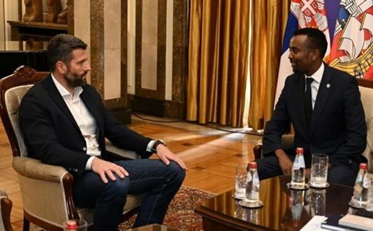 Dalka Soomaaliya iyo Serbia oo Heshiis Kala Saxiixdey iyo Waxa uu ku Saabsanyahey!.