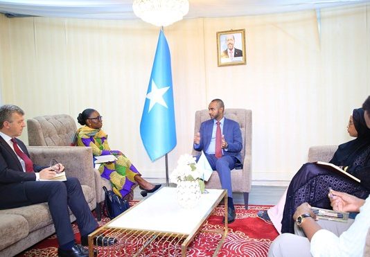 Cunaqabateynta Hubka ee Somaaliya Saaran oo Qaramada Midoobey iyo Soomaliya ka Wada Hadlayaan