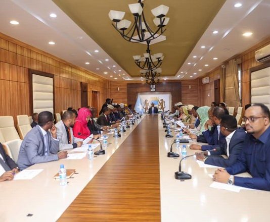 Xeerka La Dagaalanka Musuq maasuqa oo Golaha Xukuumadda Federalka Soomaaliya Meel mariyeen.