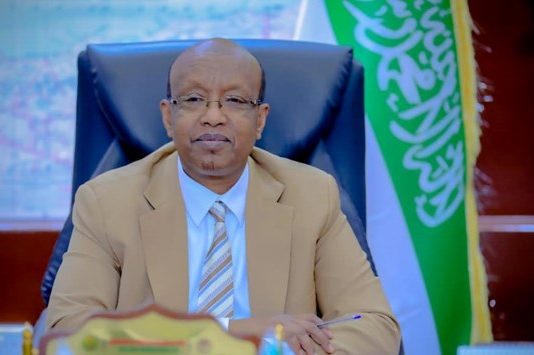 Gudoomiyaha Golaha Wakiilada Somaliland C/risaaq Khaliif oo Dacwad Lagu Qaadayo.