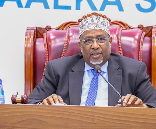 Barlamaanka Fedralka Golaha Shacabka oo Ka hadley Dagaalka ka Dhacey Caasimadda Puntland ee Garoowe.