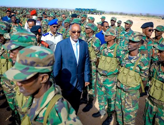 Somaliland Ciidamo Tababar Dhameystey oo Madaxweyne Muuse Biixi u Wado Gobolka Sool.