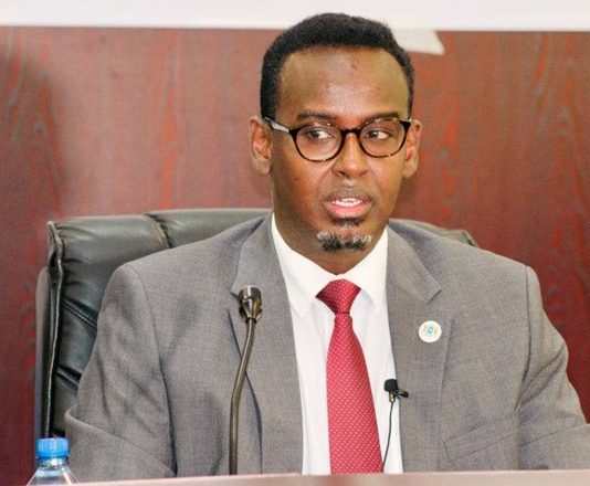 Saraakiil ka Tirsan Wasaaradda Warfaafinta iyo Hanuuninta oo Xafiiska Xeer illaalintu Ka Gudbiyey Dacwad la Xiriirta Musuq.
