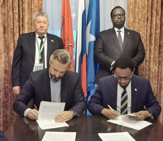 Soomaaliya iyo Ruushka oo Kala Saxiixdey Heshiis La Xiriira Deyn Cafin.