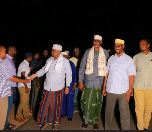 Wafdi Isimo Reer Laascaanood ah oo Caawa Gaarey Caasimada Puntland ee Garoowe.