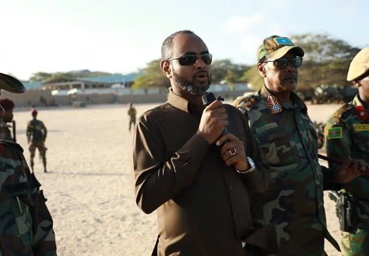 Daawo: Ciidamo ku Biiraya Dagaalka Al-shabaab oo Wasiirka Gaashaandhiggu Sagootiyey.