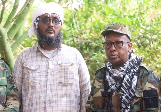 Sarkaal ka Tirsanaa Al-shabaab oo Maanta Ciidamada Dawladda isu Soo Dhiibey.