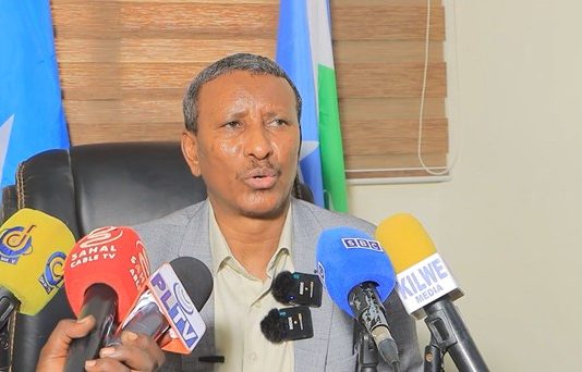 Puntland oo Shaaca Ka Qaadey in Dawladda Federalku Bixin karin Amaro Lid ku ah Arrimaheeda.