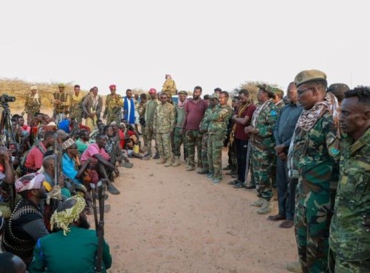 M/weyne Cali Guudlaawe Xuseen oo Ciidan Macawisley kula Hadley Deegaanka Nuur-dugle ee Sh/dhexe.