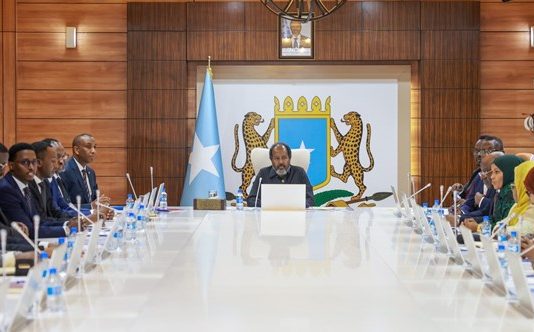 Golaha Xukuumadda Federalka Soomaaliya oo M/weyne Xasan Sheekh Uga Warbixiyey Guulaha Laga Gaarey Dagaalka Al-shabaab.