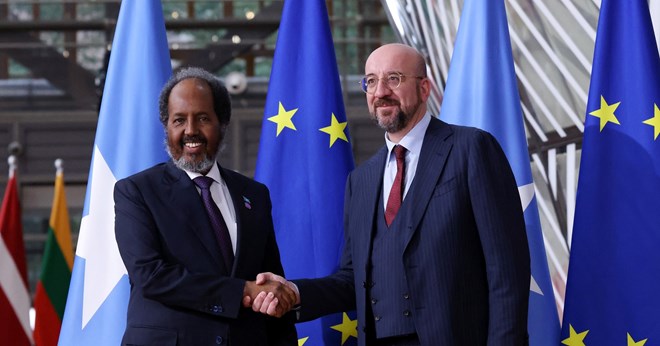 m weyne m yurub