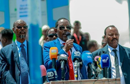 Magaalada Garoowe ee Xarunta Puntland oo Martigelineysa Xubno Siyaasiyiin Mucaarad Doorasho Raba.
