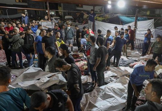 Falastiiniyiin Gaaraya in ka badan 500 Qof oo Israa’iil Duqeyn Cirka ah Ku Dishey Meel Isbitaal ah.