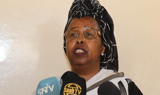 Allaha U Naxariistee Wasiirkii Haweenka iyo Xuquuqul-insaanka Khadiijo.Maxamed Diiriye oo Jabuuti ku Geeryootay.