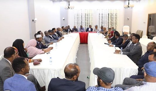 DAAWO: Xildhibaano Kasoo Horjeeda Wax Ka Bedelka Dastuurka oo War ka soo Saarey Kulanka Berito iyo waxa K Dhalan kara.