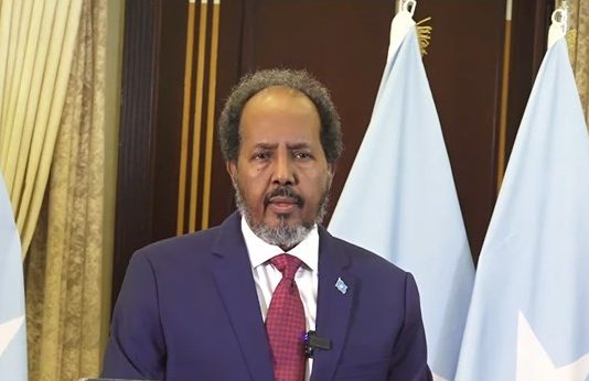 M/weyne Xasan Sheekh oo Barlamaanka Labadiisa Gole u Sharaxey Heshiiska Difaac ee Turkiga.