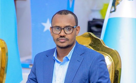 The administration of SSC-Khatumo has accused the Federal Government of transferring projects in their areas to Somaliland.