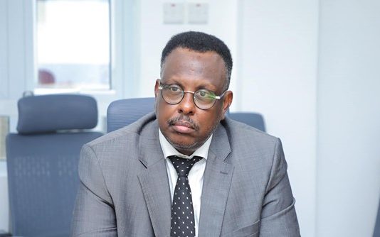 Wasiir Xasan Macalin oo Sheegay in aan La Hayste Loo Noqoneyn Puntland Arrimaha Dastuurka Soomaaliya.