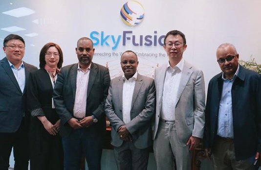 Shiinaha oo Dalka Ethiopia Ka iibinaya Nuucyo Maraakiib Waaweyn iyadoon Bad Laheyn.