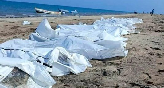 23 people died when a boat with Ethiopian people sank on the shores of Djibouti.