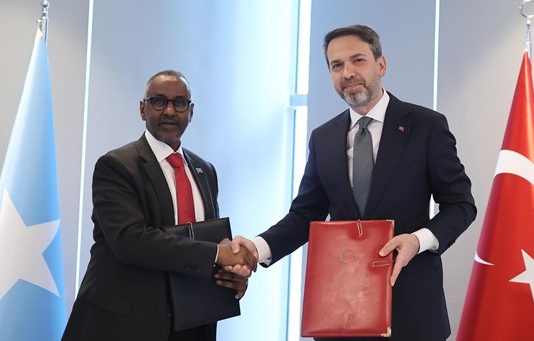 Dawladda Turkiga oo Ku Dhawaaqey In uu Shidaal Baaris ka Bilaabayo Soomaaliya Sanadka Soo Socda ee 2025.