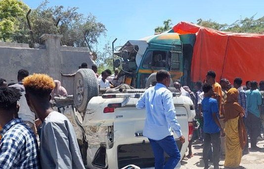 Watch “Horrible car accident in Mogadishu today.