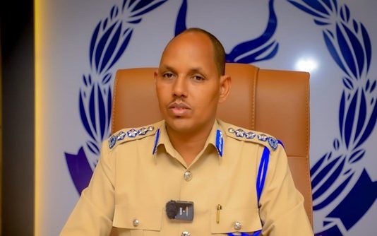 Booliska Federalka Soomaaliya oo Sheegay in ay Xiri Doonaan Qof kasta Baraha bulshada ku Baahiya Anshax Xumo iyo kicin Bulsho.