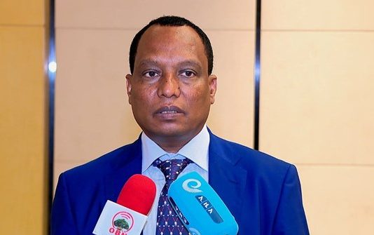 Barlamaanka Ethiopia oo La Horgeeyey Is Afgaradkii Abiy iyo Muuse Biixi Wada Galeen.