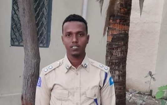 Mediation of a war between two communities in which the commander of the 3rd Association of Deravisha police in the Middle Shabelle region was killed.