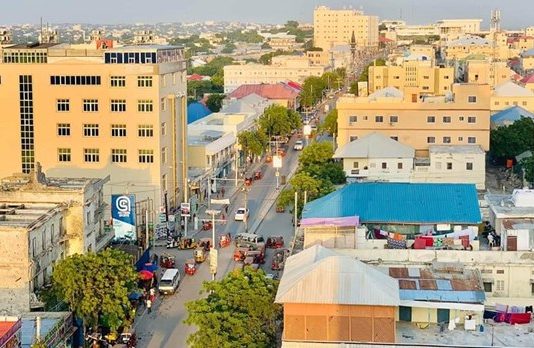 26,570 Qof oo Tartan u Galay Jagooyin laga Rabo 3,000 Macalimiin ah Magaalada Muqdisho.