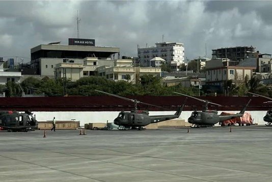 The Italian government donated four helicopters to Somalia.