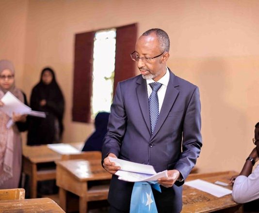 Imtixaanka Macalinnimada ee Wasaaradda Waxbarashada oo ay Maanta u Fariisteen 13,250 Qofood.