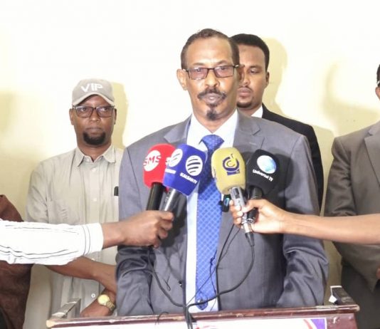 Dalladda Midowga Xisbiyada Siyaasadda Soomaaliya oo Soo Jeedisay in Sharciga Lala Tiigsado Shisheeye kalkaalka Danaha Cadowga Dalkeena ka Shaqeeya.
