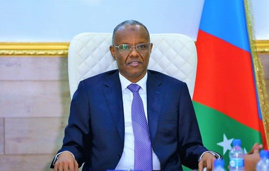 Madaxweynaha Maamul goboleedka Koofur galbeed C/casiis lafta gareen oo Xildhibaanadii 25ka ku Tilmaamey 13kii SYL.