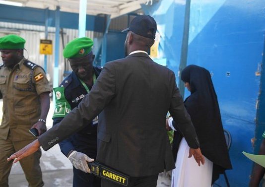 The ATMIS force operating in Somalia called on the Federal Government and Jubaland to resolve their conflict