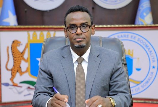 Dadka La Shaqeeya Ma Gafeyaasha Liibiya oo Dawladda Federalku ka shaqeyneyso in La Soo Qab qabto.