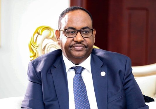 Maxkamadii Ciidamada Qalabka Sida iyo Denbiyada Culus ee Puntland oo Madaxweyne Deni kala Diray.